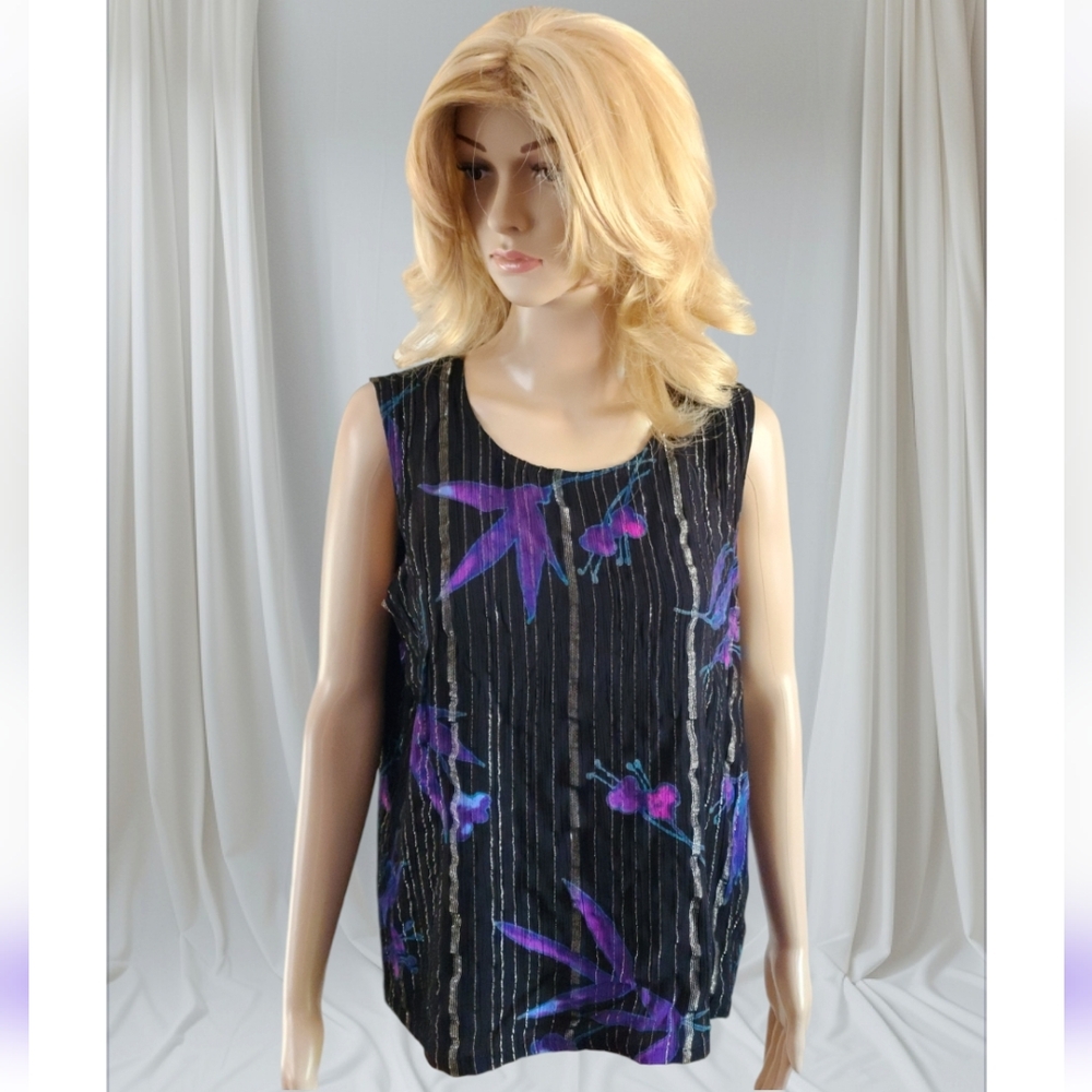 ✨️Free Add On✨️Black sleeveless top with gold metallic threads Tropical,size 18